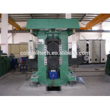 Reversible cold rolling mill with, 4-hi rolling structure